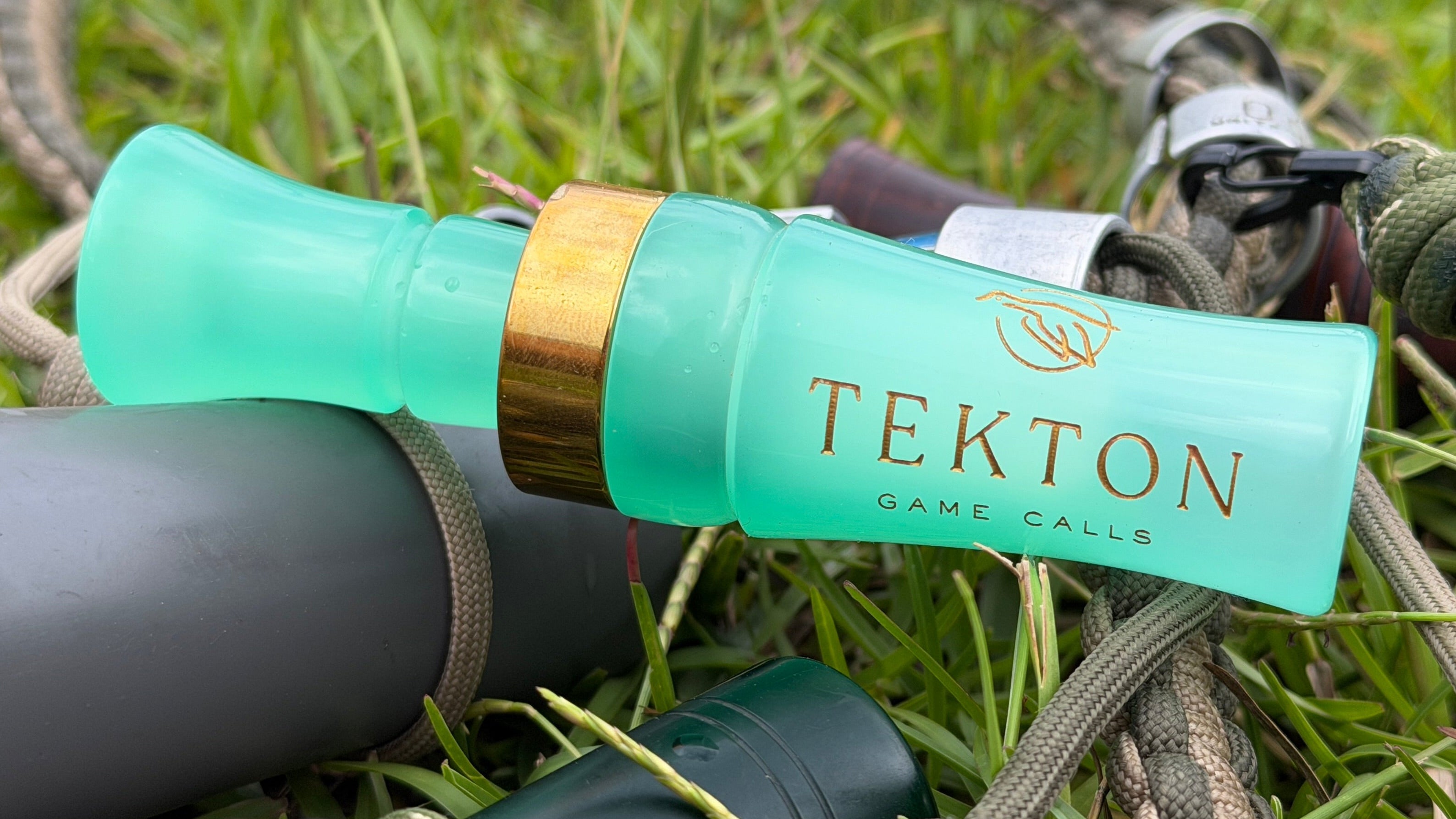 Frosted Seafoam Banded Kaleo